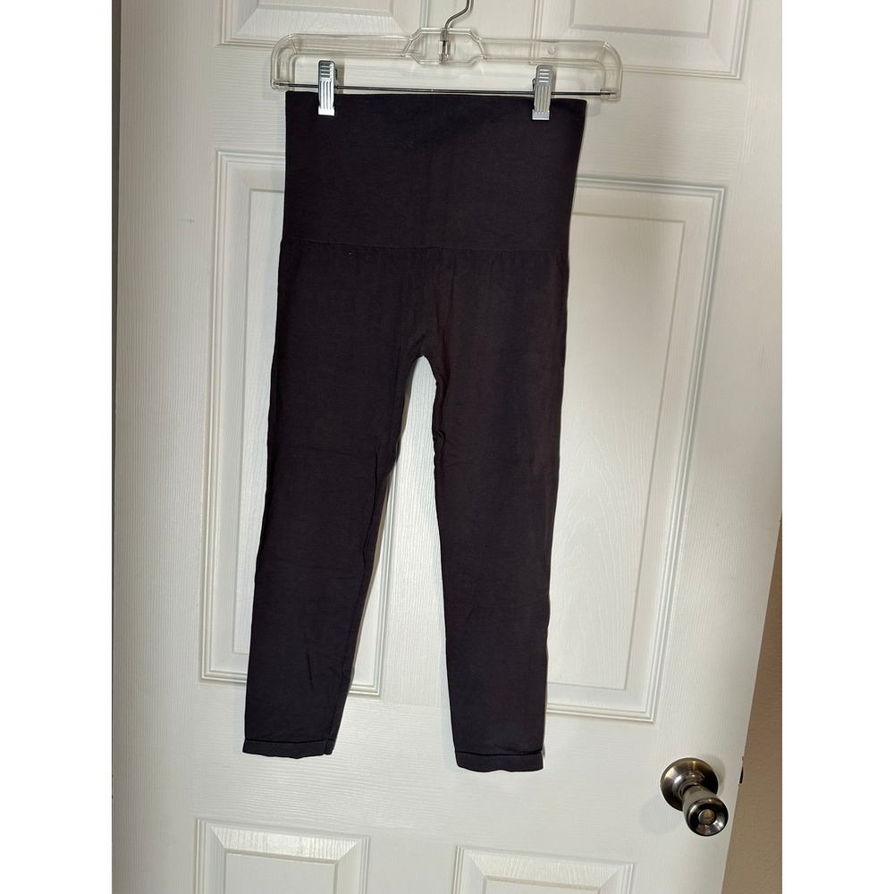 Set of M. Rena High Waisted Seamless Leggings NWT & Capris Dk. Gray Med. - Picture 10 of 13